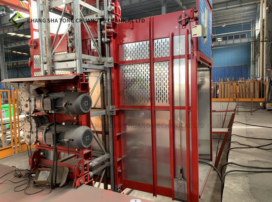 Yüksek Hızlı Dönüştürme SC200/200G 0-70m/min İnşaat kaldırıcı
